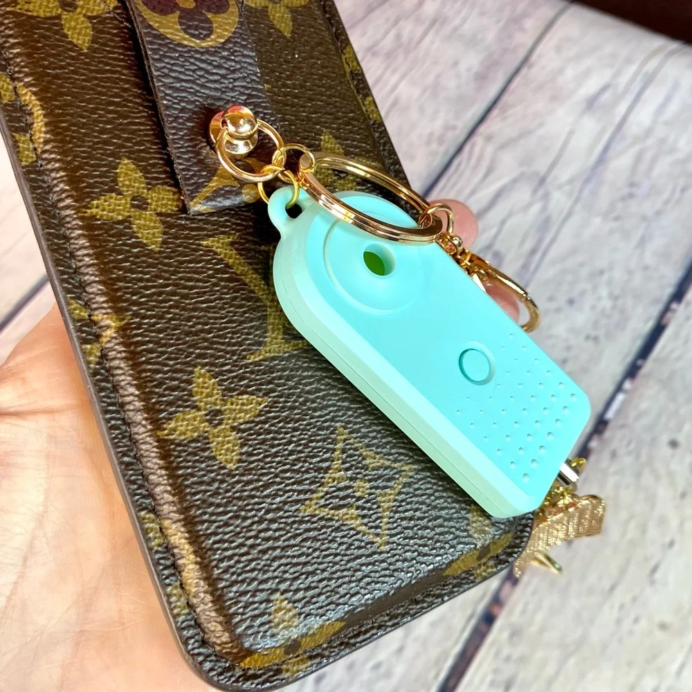 Louis Vuitton iPhone 5 case pouch or card case/small accessories pouch w/alarm! - Picture 5 of 13